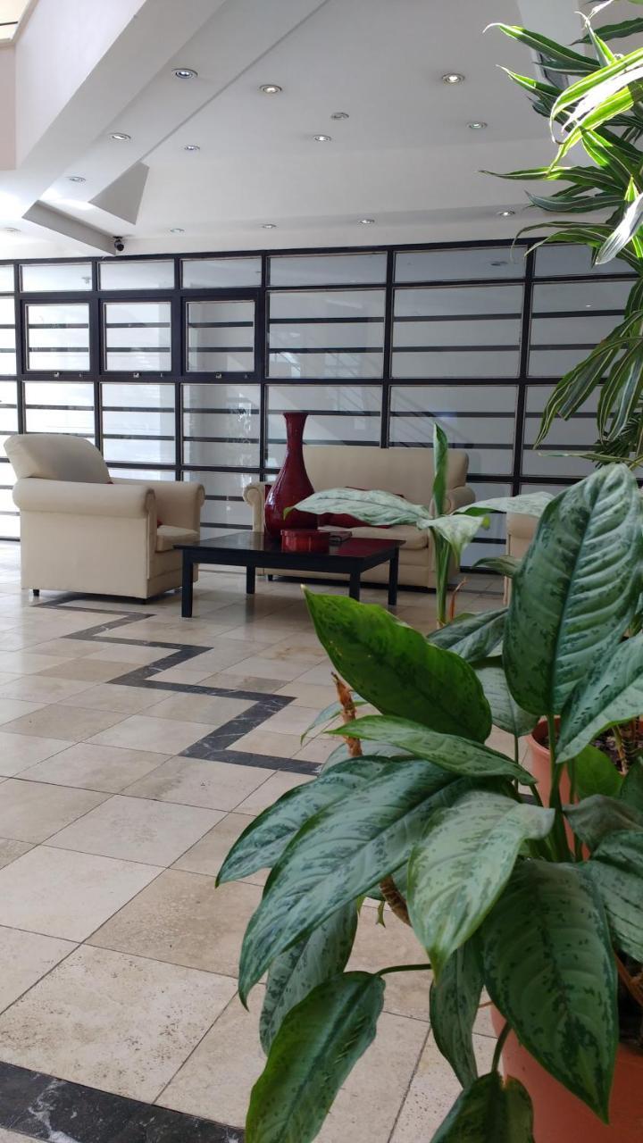 Hotel Lazaro Villa Mercedes Eksteriør bilde